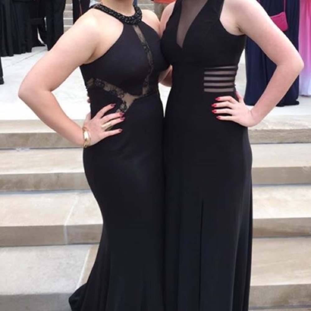 Prom dress - Picture 2 of 4